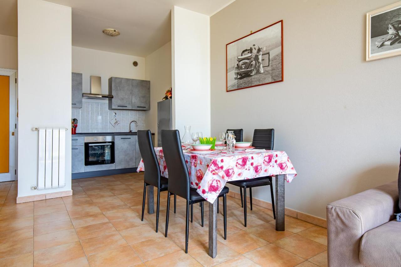 Pretty House Apartment เวียเรจโจ ภายนอก รูปภาพ